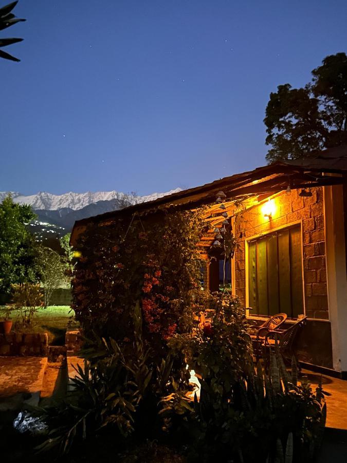 Dreamwoods A Travellers Farm Hostel Νταραμσάλα Εξωτερικό φωτογραφία
