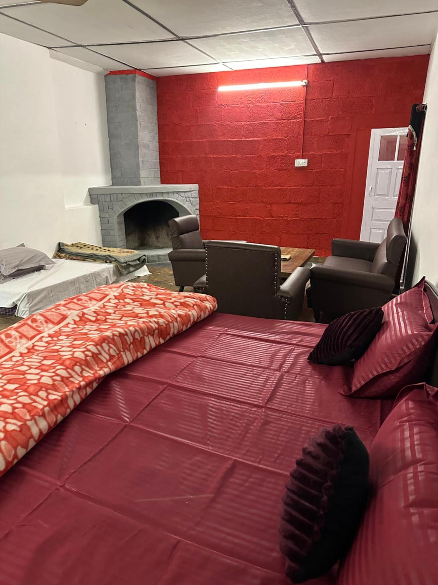 Dreamwoods A Travellers Farm Hostel Νταραμσάλα Εξωτερικό φωτογραφία