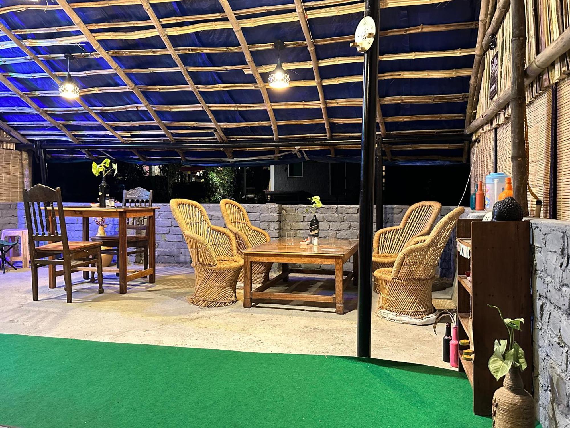 Dreamwoods A Travellers Farm Hostel Νταραμσάλα Εξωτερικό φωτογραφία